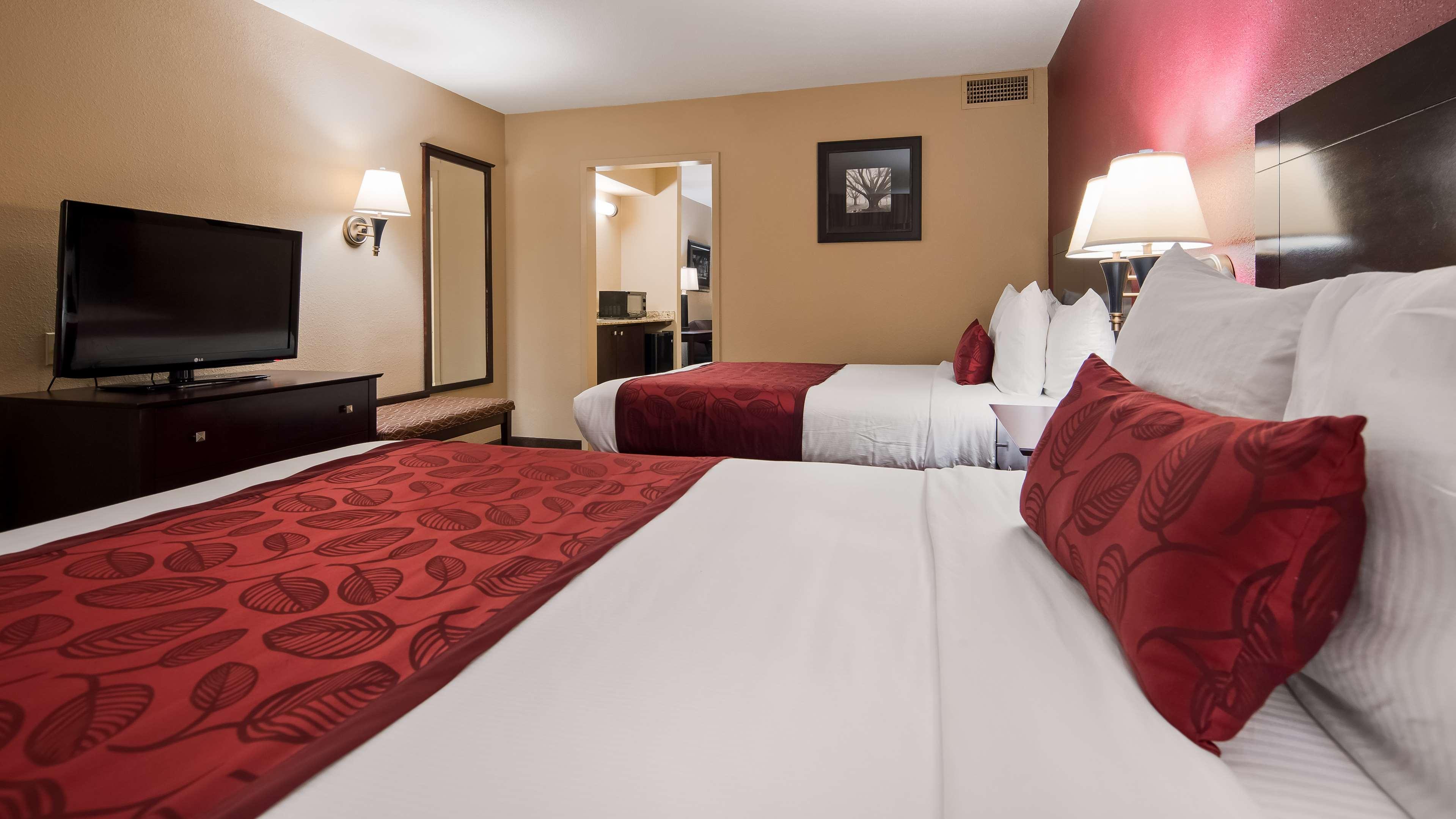 Best Western Of Alexandria Inn & Suites & Conference Center Exterior photo